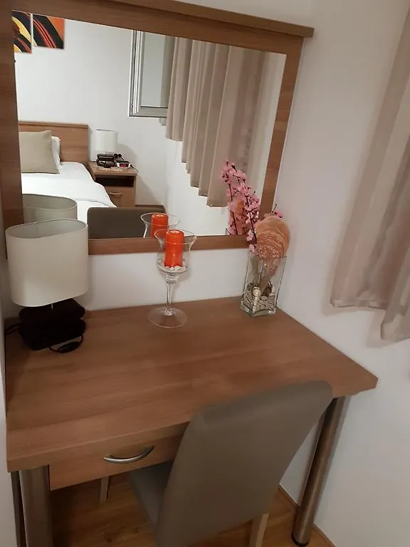 Apartments Soldinn Privlaka  Croatia