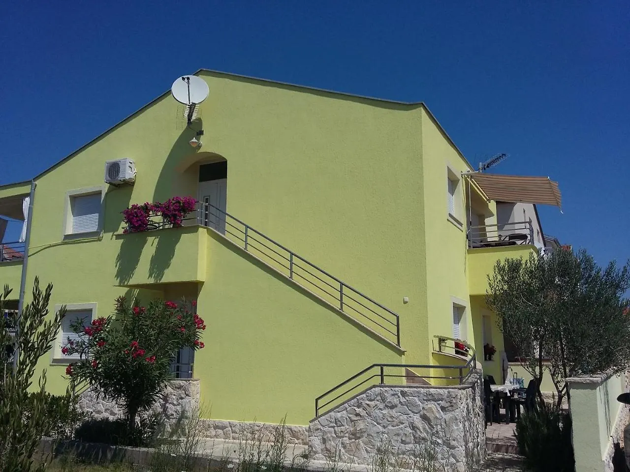 Apartments Soldinn Privlaka  Croatia